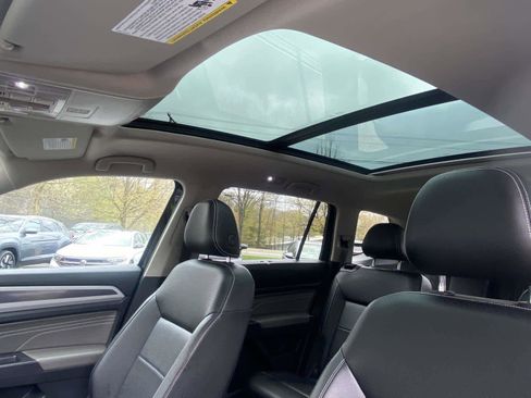 Certified 2022 Volkswagen Atlas SEL R-Line AWD/4WD image 23
