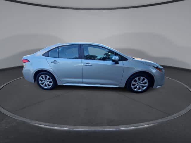 Used 2024 Toyota Corolla LE FWD image 9