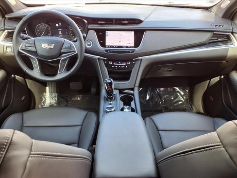 Certified 2024 Cadillac XT5 Premium Luxury FWD image 15