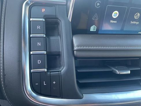 Used 2023 Chevrolet Tahoe LT w/ Luxury Package RWD image 20