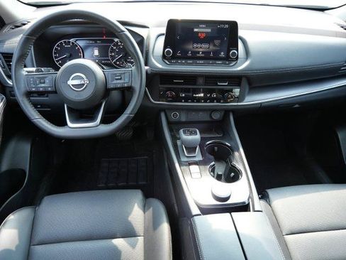 Certified 2023 Nissan Rogue SV w/ SV Premium B Package AWD/4WD image 11