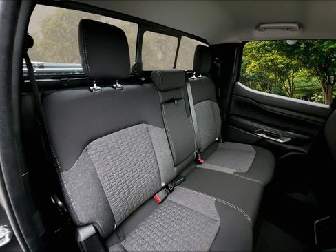 New 2025 Ford Ranger XLT w/ Equipment Group 301A High image 9