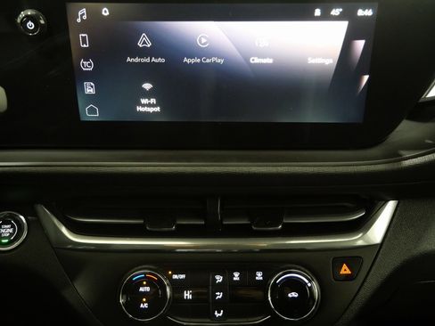 Used 2024 Buick Envista Preferred w/ Convenience II Package image 20