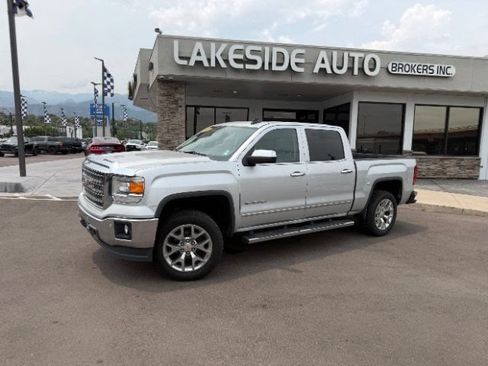 Used 2015 GMC Sierra 1500 SLT w/ SLT Crew Cab Value Package RWD image 6