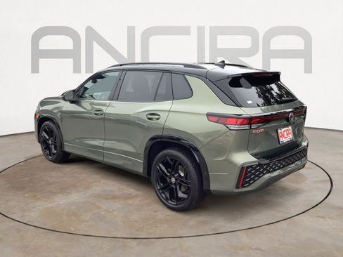 New 2026 Volkswagen Tiguan SE R-Line image 6