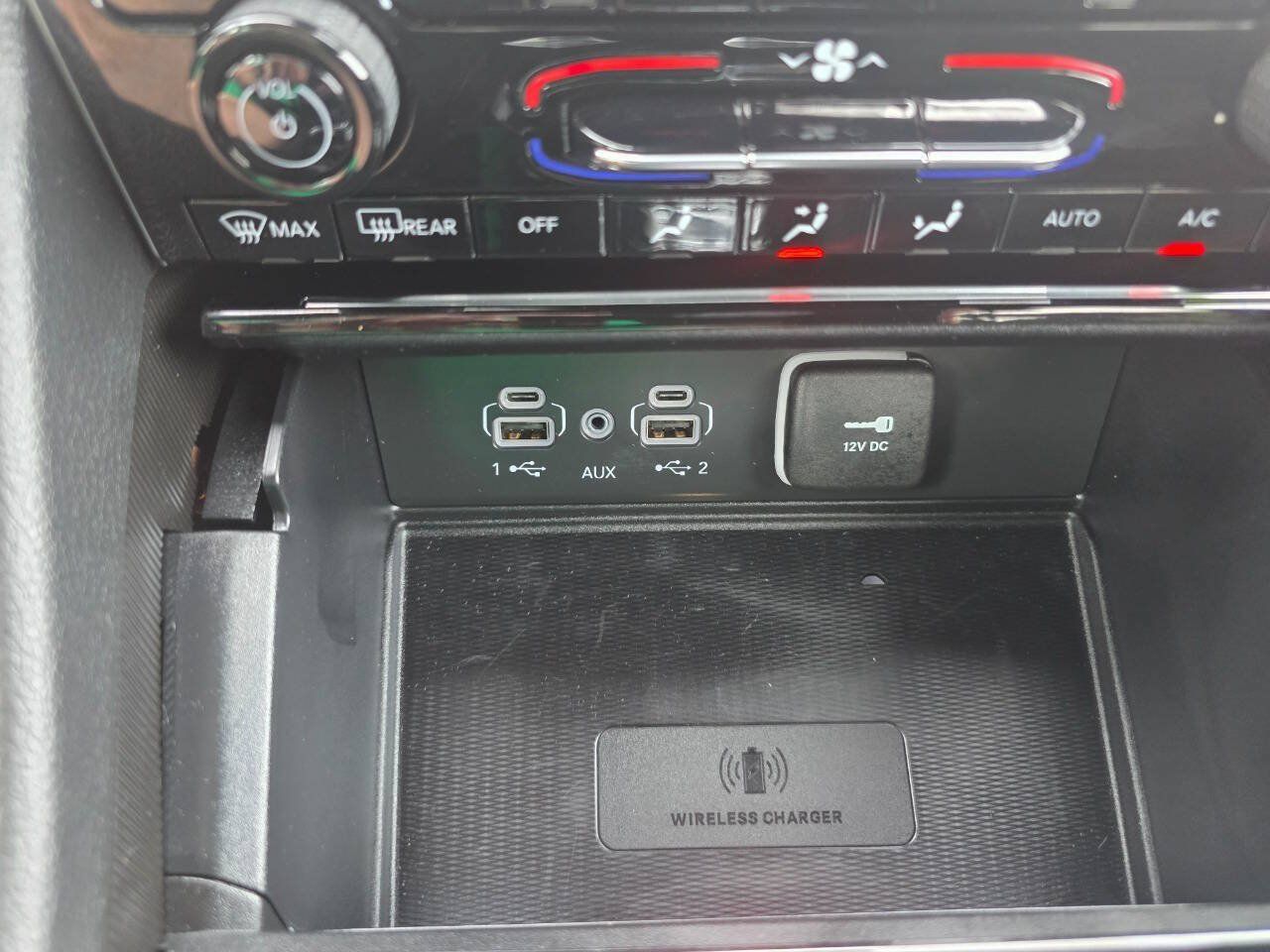 Used 2025 Jeep Grand Cherokee L Laredo AWD/4WD image 20