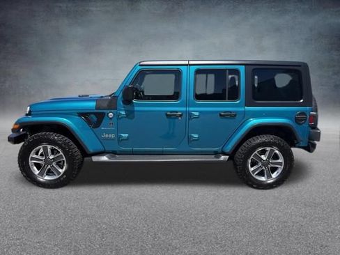 Used 2020 Jeep Wrangler Unlimited Sahara w/ Cold Weather Group AWD/4WD image 11