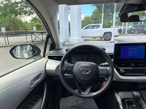 Certified 2023 Toyota Corolla LE w/ Carpet Mat Package (TMS) FWD image 31