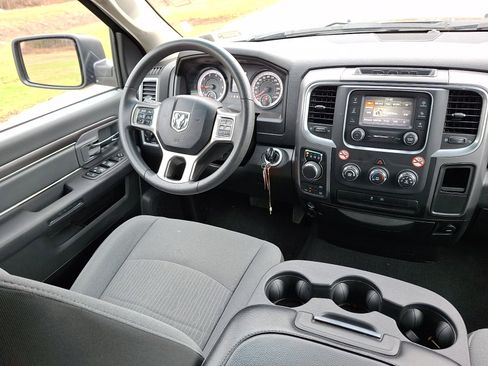 Used 2024 RAM 1500 Classic SLT image 14