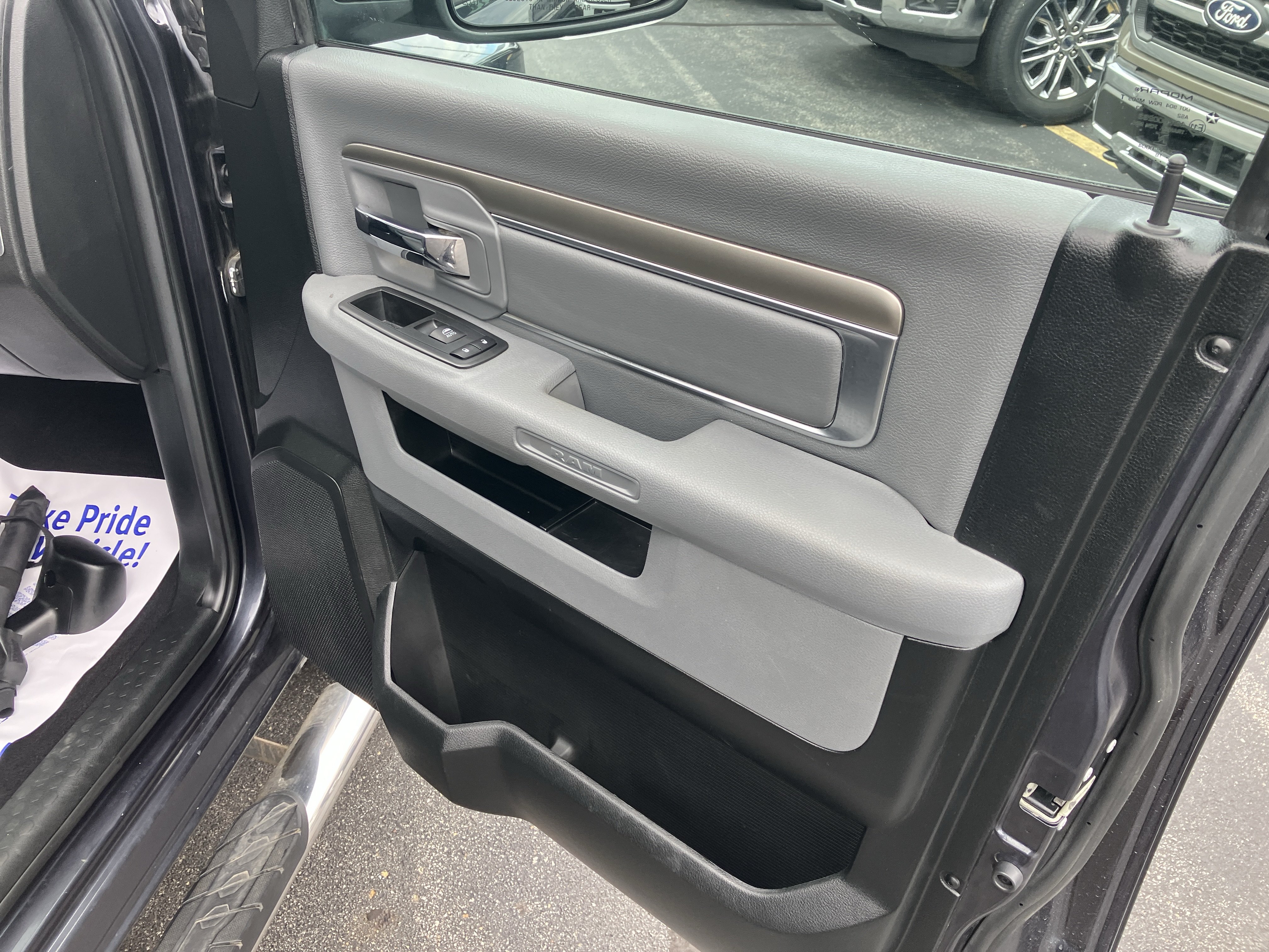 Used 2018 RAM 1500 Big Horn AWD/4WD image 10