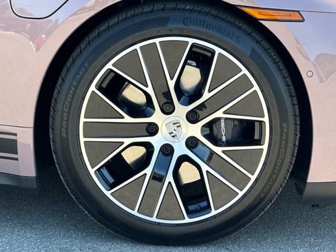 New 2026 Porsche Taycan image 42