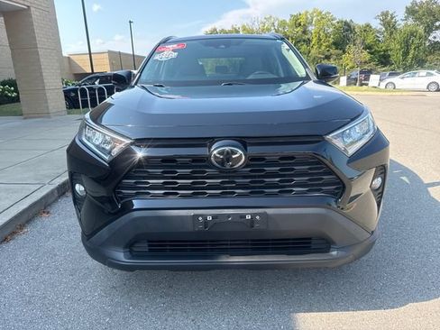 Used 2021 Toyota RAV4 XLE Premium AWD/4WD image 7
