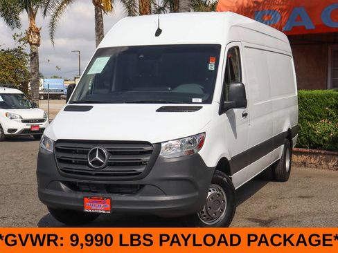 Used 2021 Mercedes-Benz Sprinter 3500 image 4