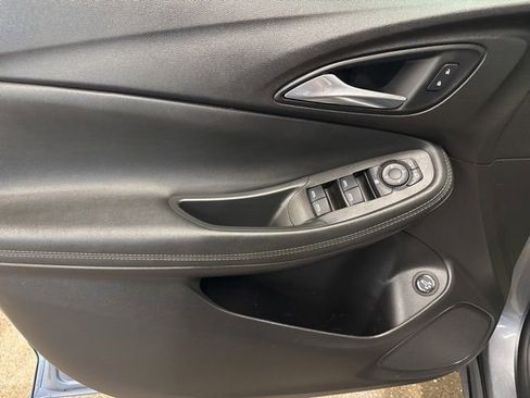 Used 2020 Buick Encore GX Select AWD/4WD image 10