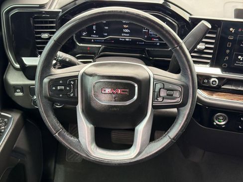 Used 2022 GMC Sierra 1500 Elevation RWD image 16