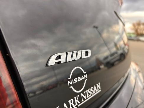 Used 2019 Chrysler 300 S image 9