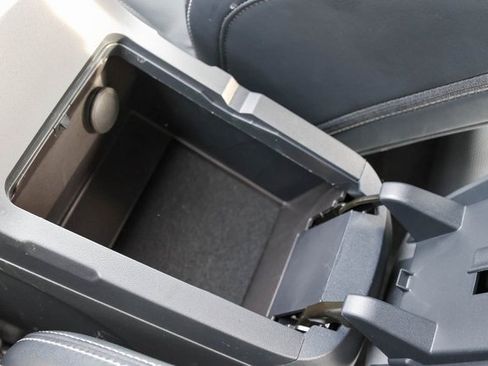 Used 2024 Ford Mustang Premium image 16