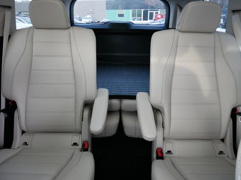 Used 2022 Mercedes-Benz GLS 450 4MATIC image 13