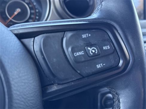 Used 2018 Jeep Wrangler Unlimited Sport S image 13