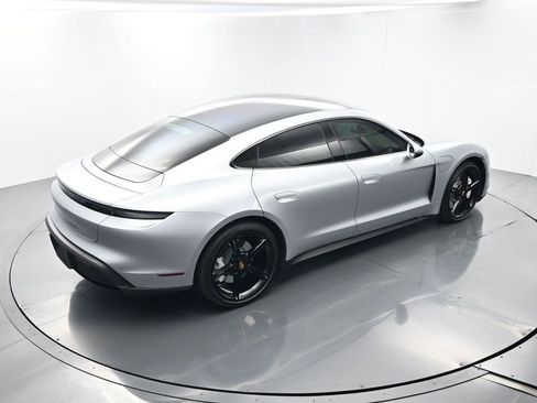 Certified 2021 Porsche Taycan image 37