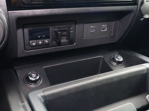 Used 2021 Nissan Titan PRO-4X w/ Pro-4x Convenience Package image 34