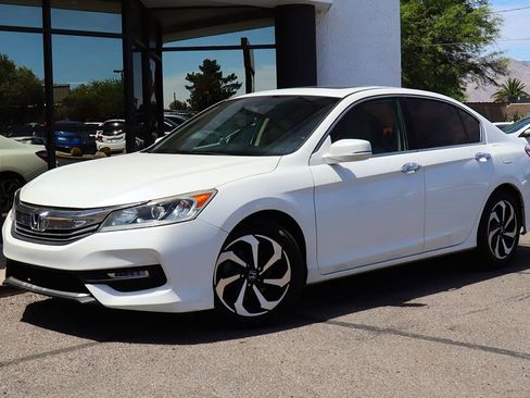 Used 2017 Honda Accord EX-L image 2