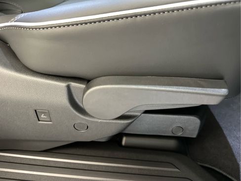 New 2026 Buick Enclave Sport Touring w/ Power Package image 37