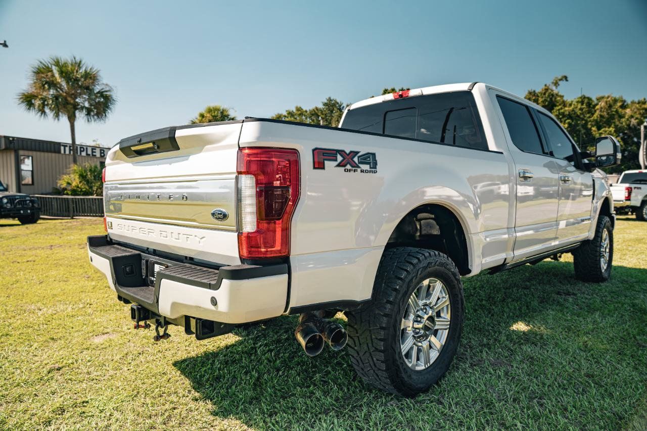 Used 2019 Ford F250 Limited w/ FX4 Off-Road Package AWD/4WD image 5