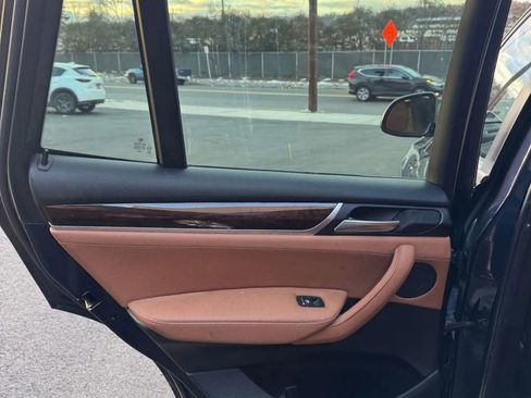 Used 2017 BMW X3 xDrive28i image 29