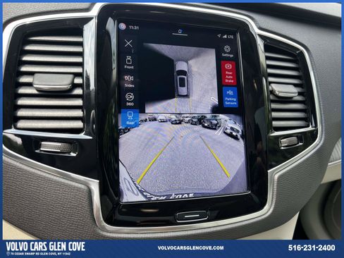 Used 2024 Volvo XC90 T8 Plus w/ Protection Package Premier AWD/4WD image 29