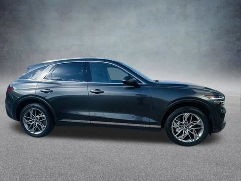 Used 2025 Genesis GV70 2.5T AWD/4WD image 2