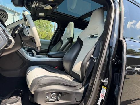 Used 2018 Land Rover Range Rover Sport SVR AWD/4WD image 11