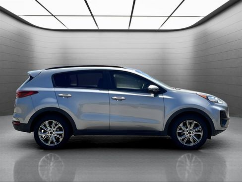 Used 2022 Kia Sportage Nightfall Edition w/ Nighfall AWD Premium Package image 7