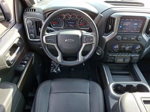 Used 2021 Chevrolet Silverado 1500 LT Trail Boss w/ Convenience Package II image 11