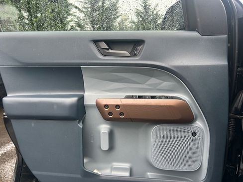 Used 2024 Ford Maverick Lariat image 22