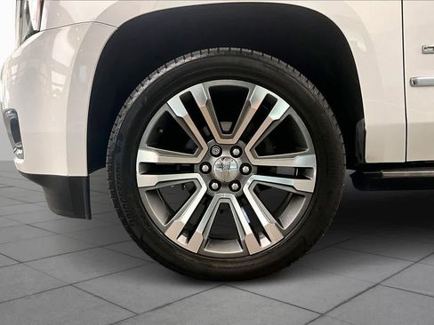 Used 2017 GMC Yukon Denali w/ Open Road Package RWD image 10