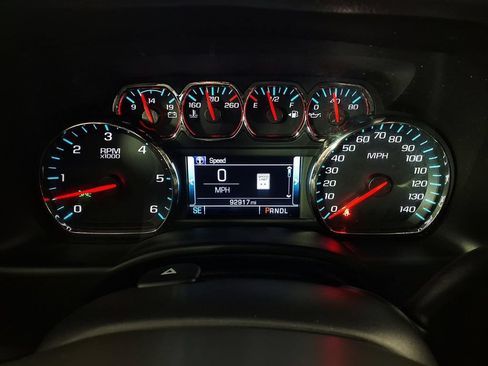 Used 2018 Chevrolet Tahoe Premier RWD image 18