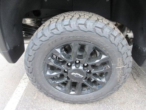 New 2026 Chevrolet Silverado 2500 LT w/ Trail Boss Package AWD/4WD image 13