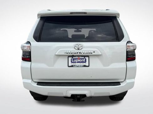 Used 2019 Toyota 4Runner SR5 Premium AWD/4WD image 3