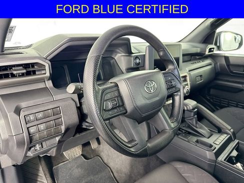 Used 2024 Toyota Tacoma SR image 9
