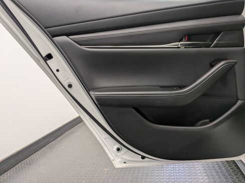 Used 2019 MAZDA MAZDA3 AWD Sedan w/ Select Package image 23