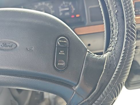 Used 1997 Ford F350 2WD Crew Cab image 18