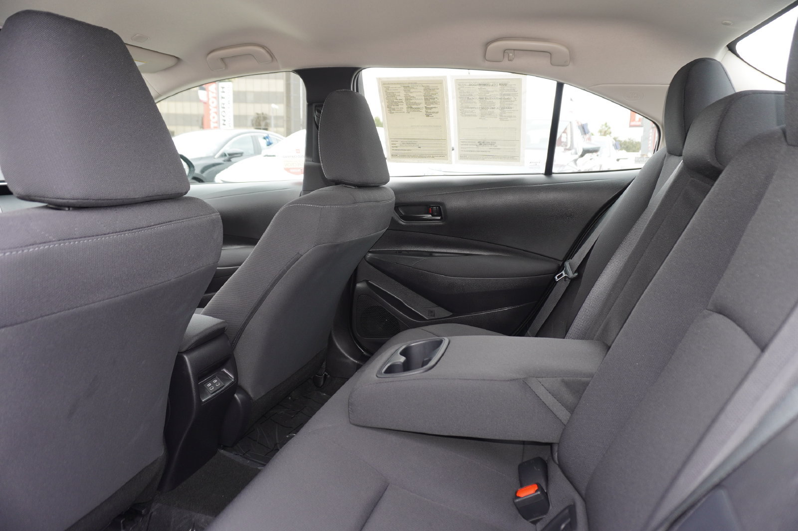 Certified 2025 Toyota Corolla LE FWD image 8