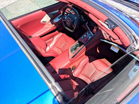 Used 2021 Chevrolet Corvette Stingray Premium Cpe w/ Z51 Performance Package image 47