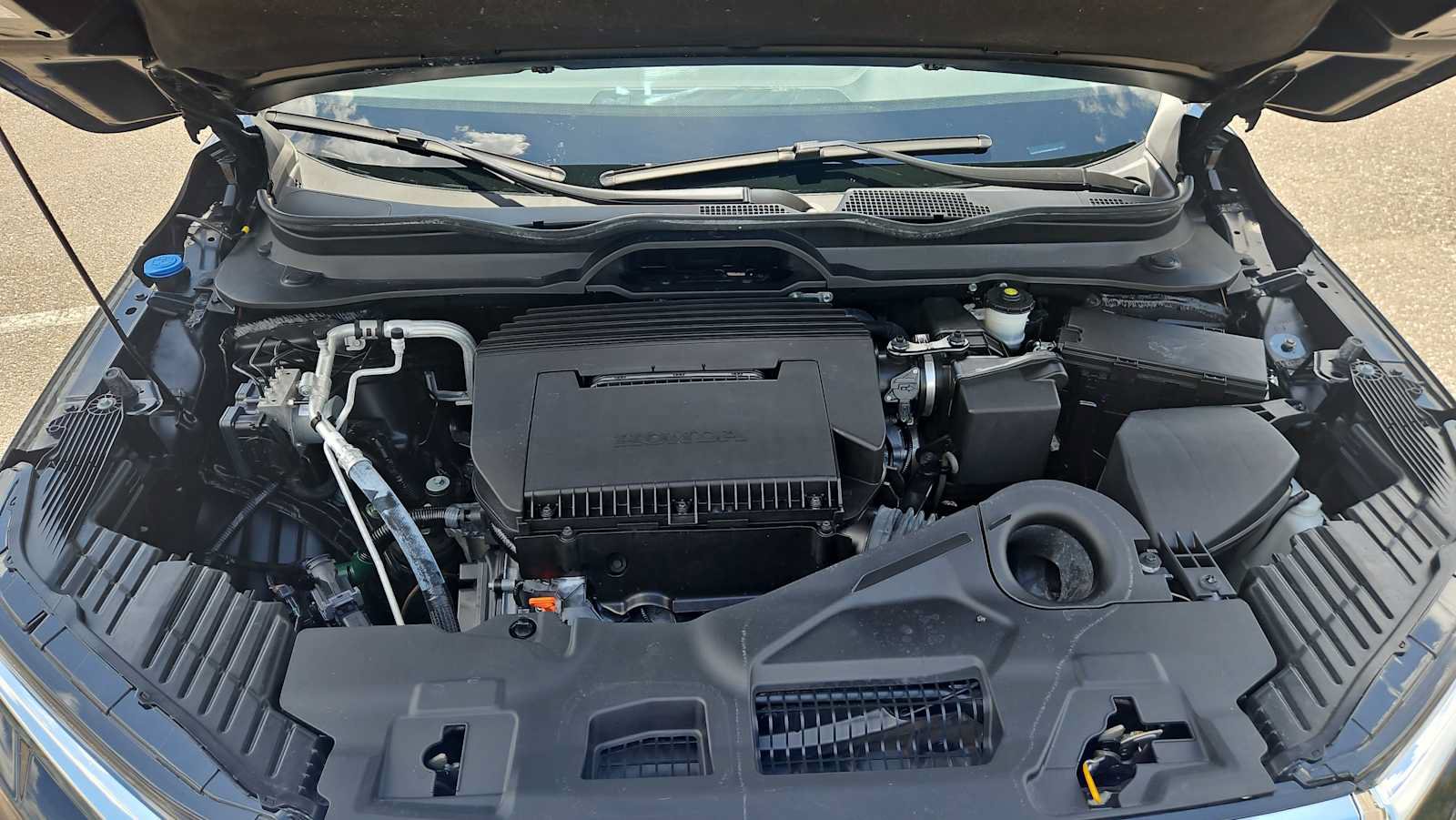Used 2024 Honda Pilot Touring image 18
