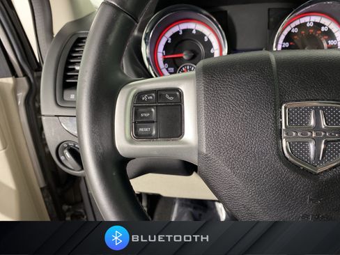 Used 2017 Dodge Grand Caravan SE w/ Power Window Group FWD image 21