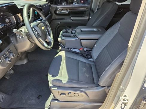 Certified 2024 Chevrolet Silverado 1500 LT w/ Convenience Package II AWD/4WD image 10