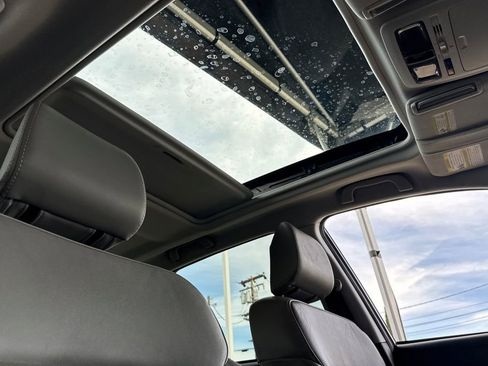 Used 2016 Subaru Forester 2.5i Limited image 15