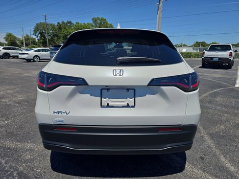 Used 2026 Honda HR-V LX image 5