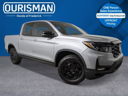 New 2025 Honda Ridgeline TrailSport+ image 1